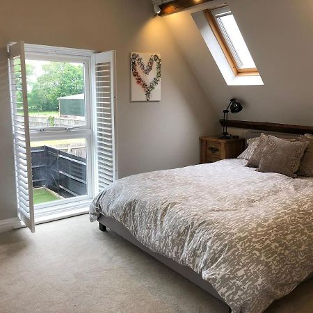 クランリーThe Barn Houseアパートメント エクステリア 写真